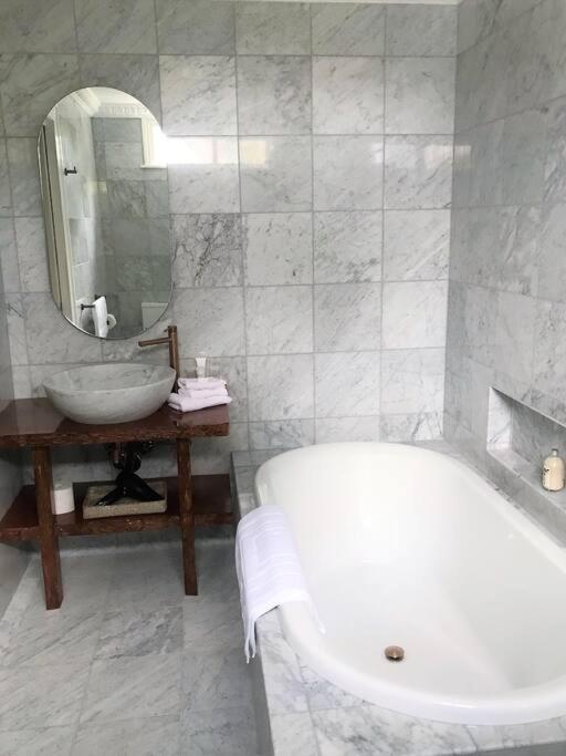 말돈 Fairbank House 빌라 외부 사진